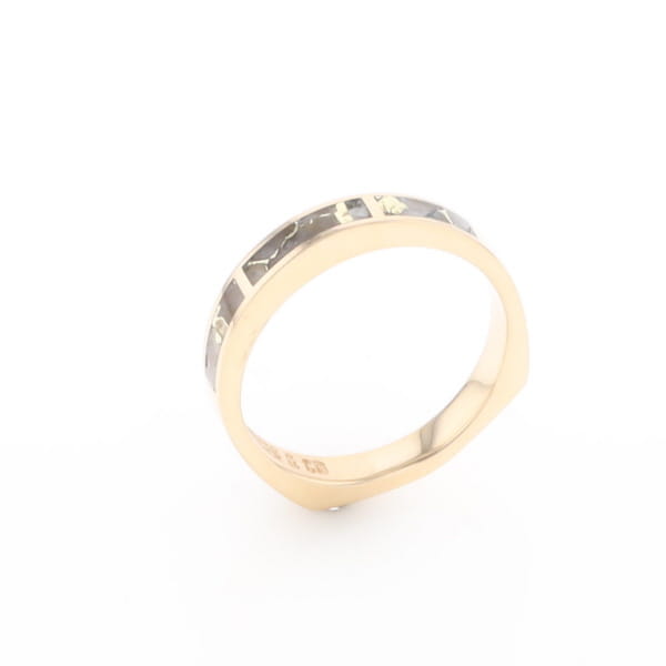 Gold Quartz Ring 3 Rectangle Section Inlaid Band