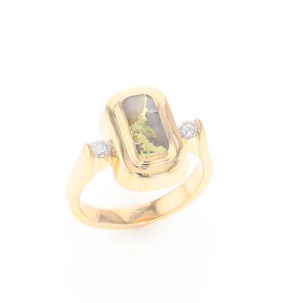 Gold Quartz Ring Oval Inlaid Design with .06ctw Round Diamonds