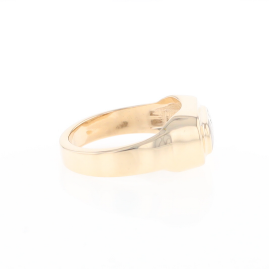 Gold Quartz Ring Oval Inlaid Design - G2