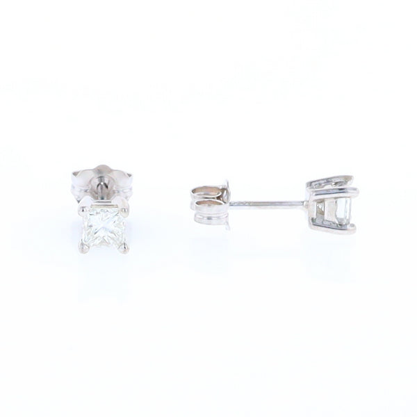 0.51ctw Diamond Stud Earrings