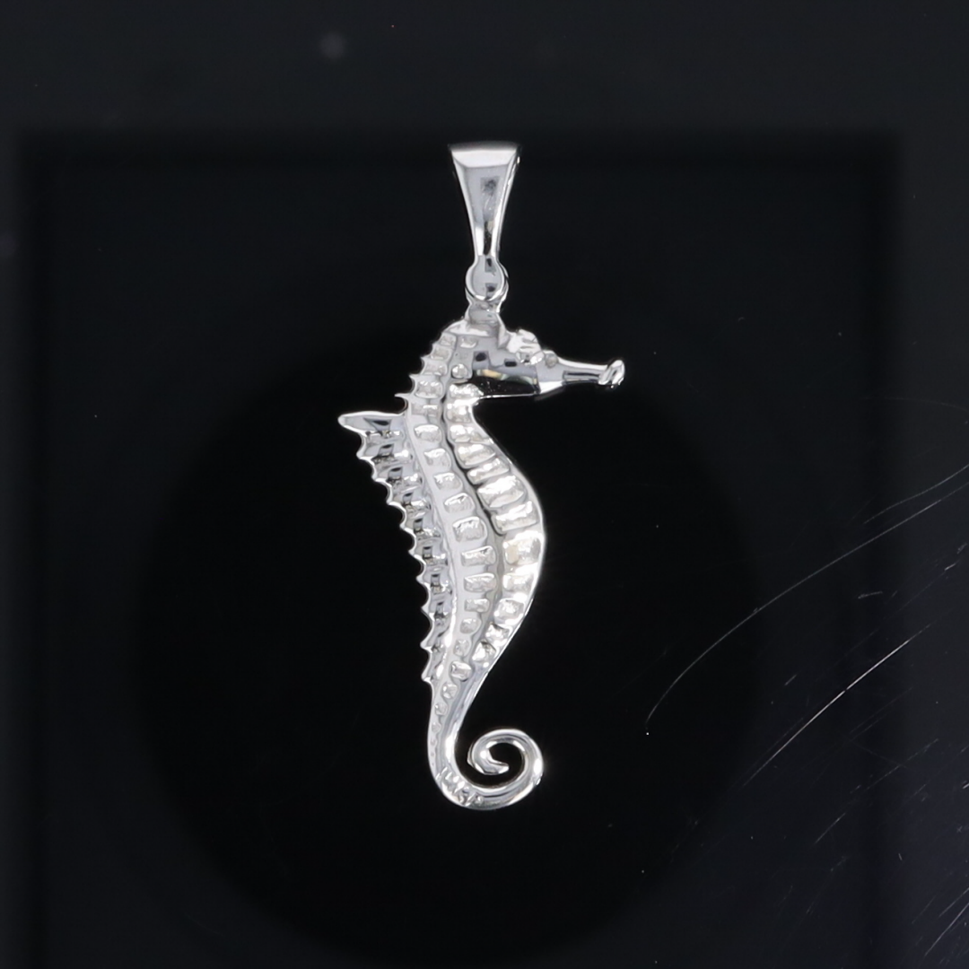 Opal Pendant Inlaid Realistic Sea Horse Design