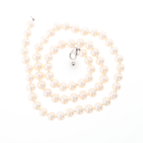 Cultured Pearl Necklace