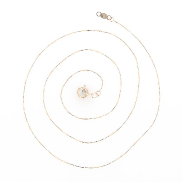 18" Box Chain