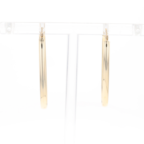 Flat Saddleback Hoop Earrings