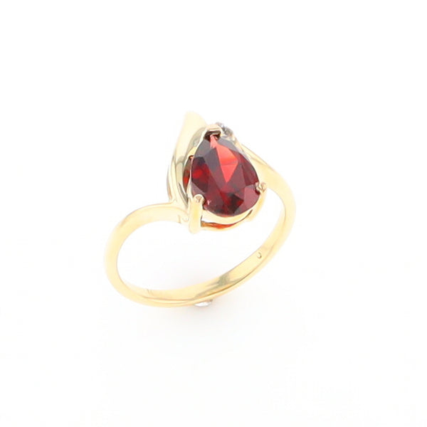 Pear Garnet Ring