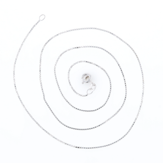 18" White Gold Box Chain