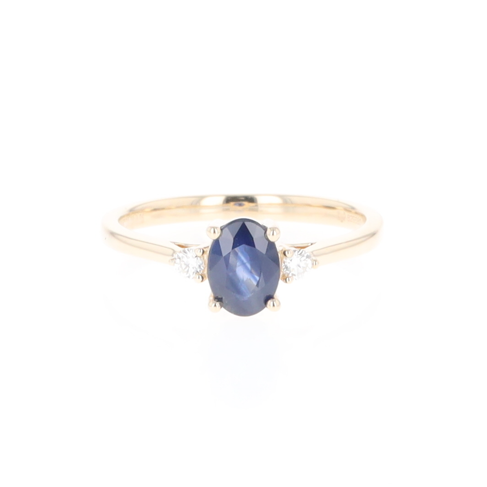 Oval Sapphire Ring With 2 Accent Diamonds