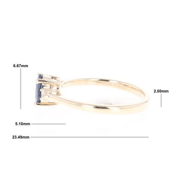 Oval Sapphire Ring With 2 Accent Diamonds