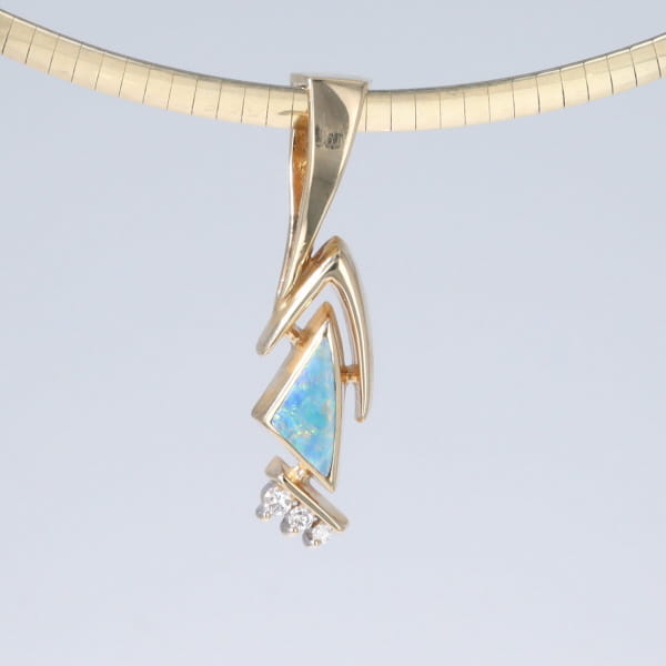 Opal Pendant Triangle Inlaid Design with .07ctw Round Diamonds
