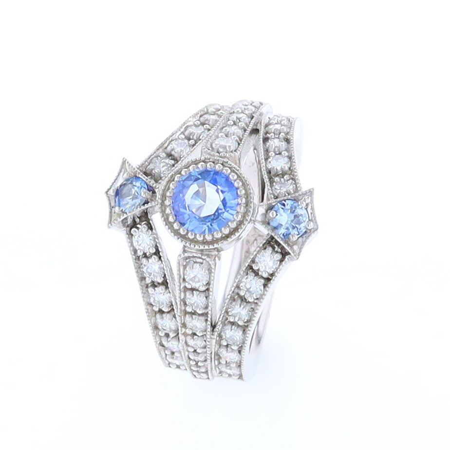 The Queen's Ring - Ceylon Sapphire