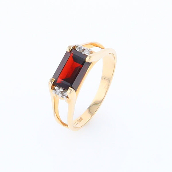 Emerald Cut Garnet Ting with Diamond Accents
