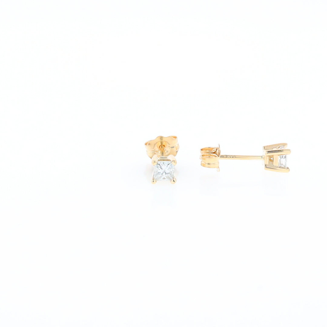 0.38ctw Diamond Stud Earrings