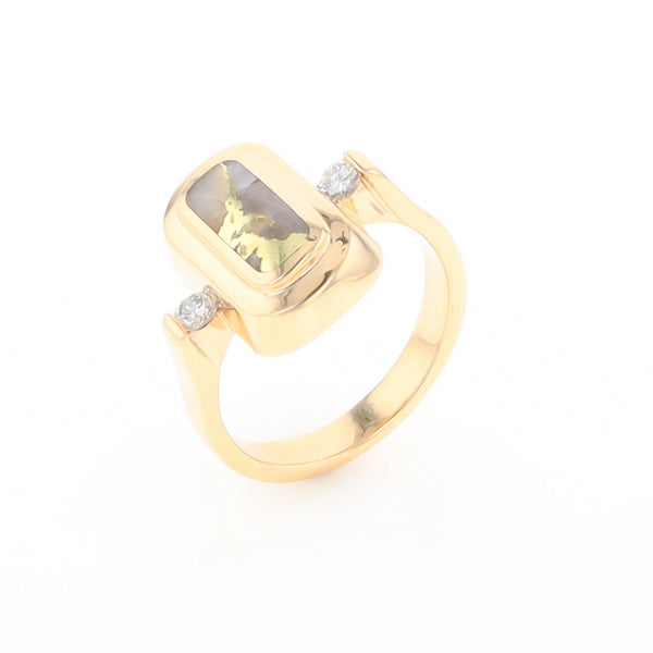 Gold Quartz Ring Oval Inlaid Design with .06ctw Round Diamonds