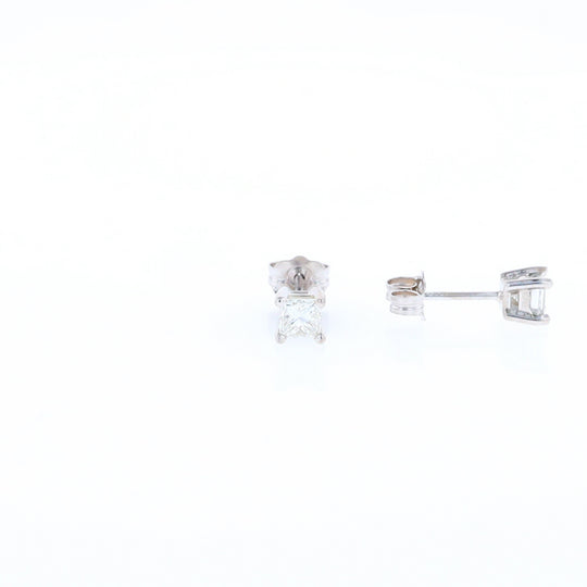 0.51ctw Diamond Stud Earrings