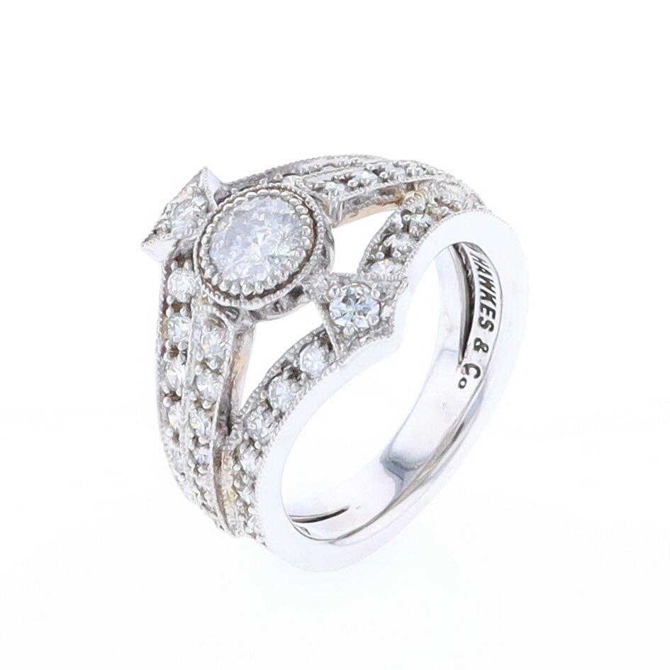 The Queen's Ring - Salt and Pepper