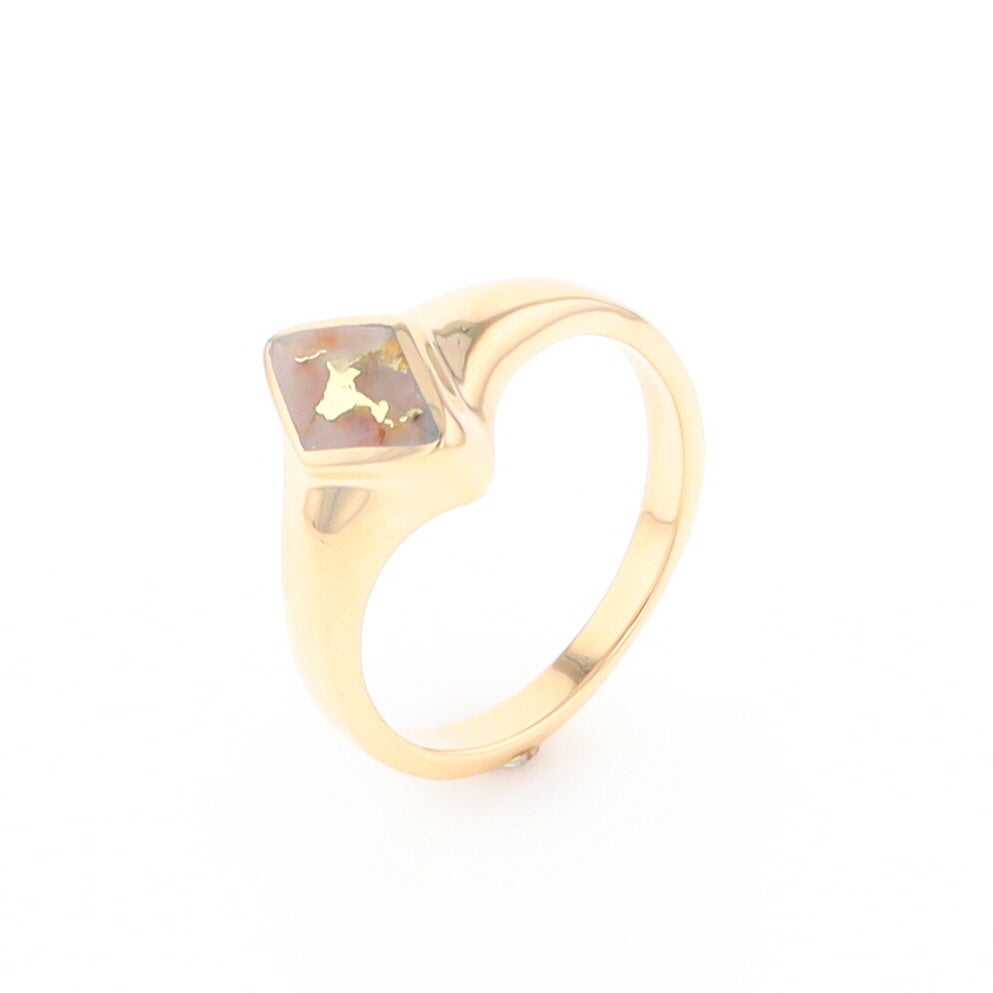 Gold Quartz Ring Diamond Shape Inlaid Design