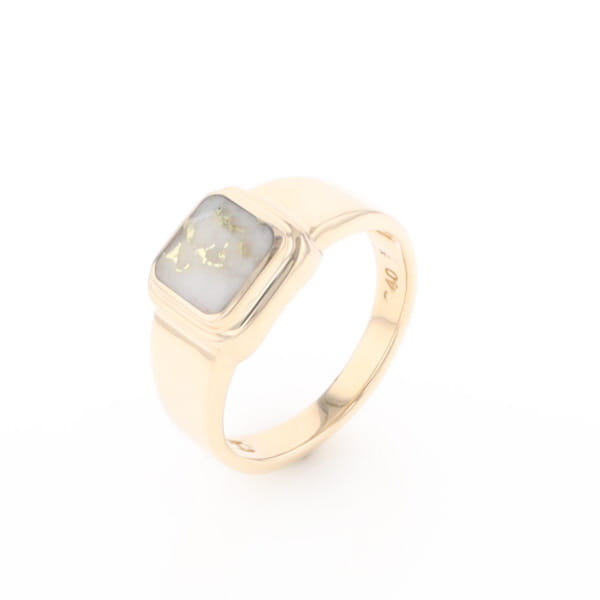 Gold Quartz Ring Square Inlaid Design