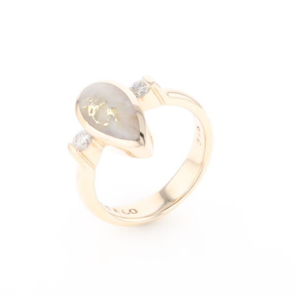 Gold Quartz Ring Pear Shape Inlaid with .18ctw Round Diamonds