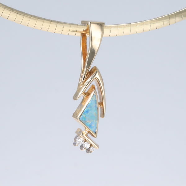 Opal Pendant Triangle Inlaid Design with .07ctw Round Diamonds