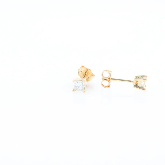 0.39ctw Diamond Stud Earrings