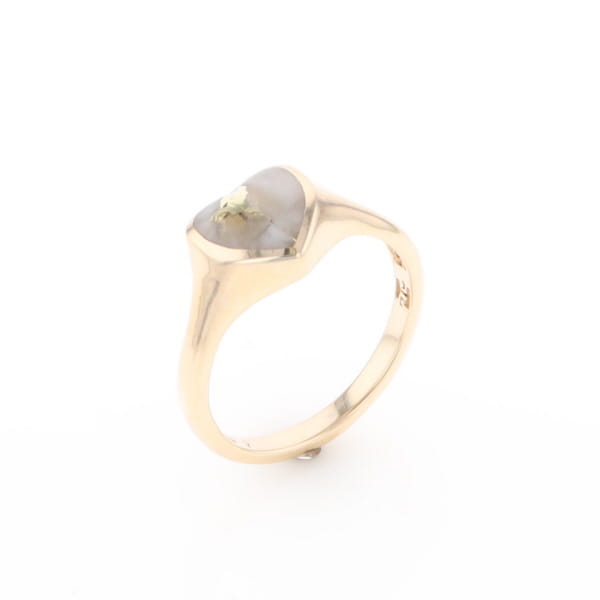 Gold Quartz Ring Heart Shape Inlaid Design