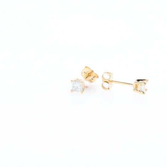 0.39ctw Diamond Stud Earrings