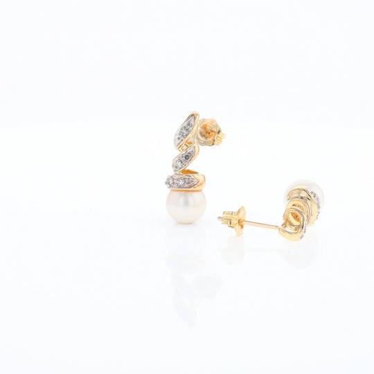 Pearl Spiral Stud Earrings