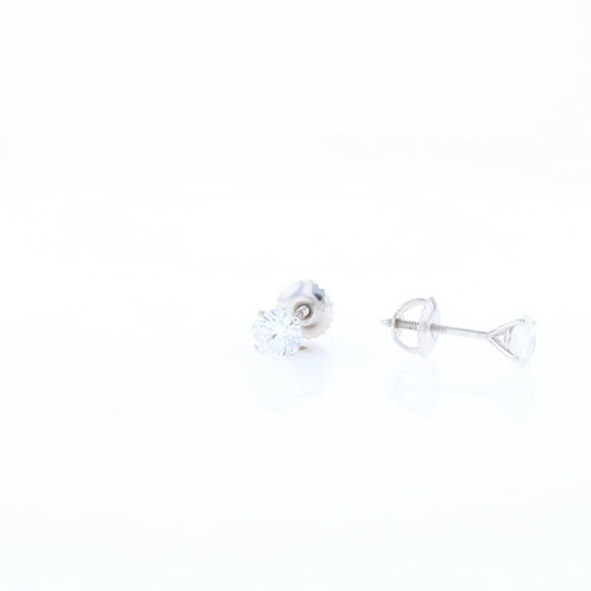 1.06ctw Diamond Stud Earrings