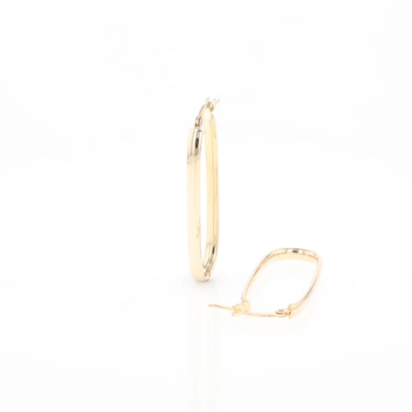 Flat Saddleback Hoop Earrings