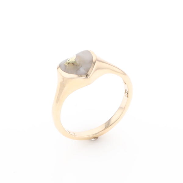 Gold Quartz Ring Heart Shape Inlaid Design