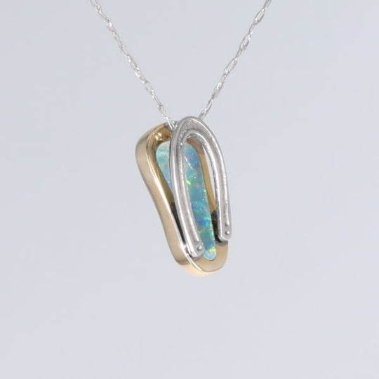 Opal Pendant Inlaid Single Sandal Design