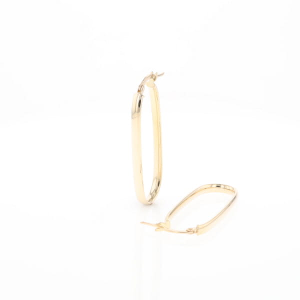 Flat Saddleback Hoop Earrings