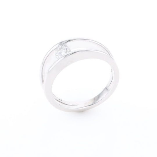 Kiss Ring