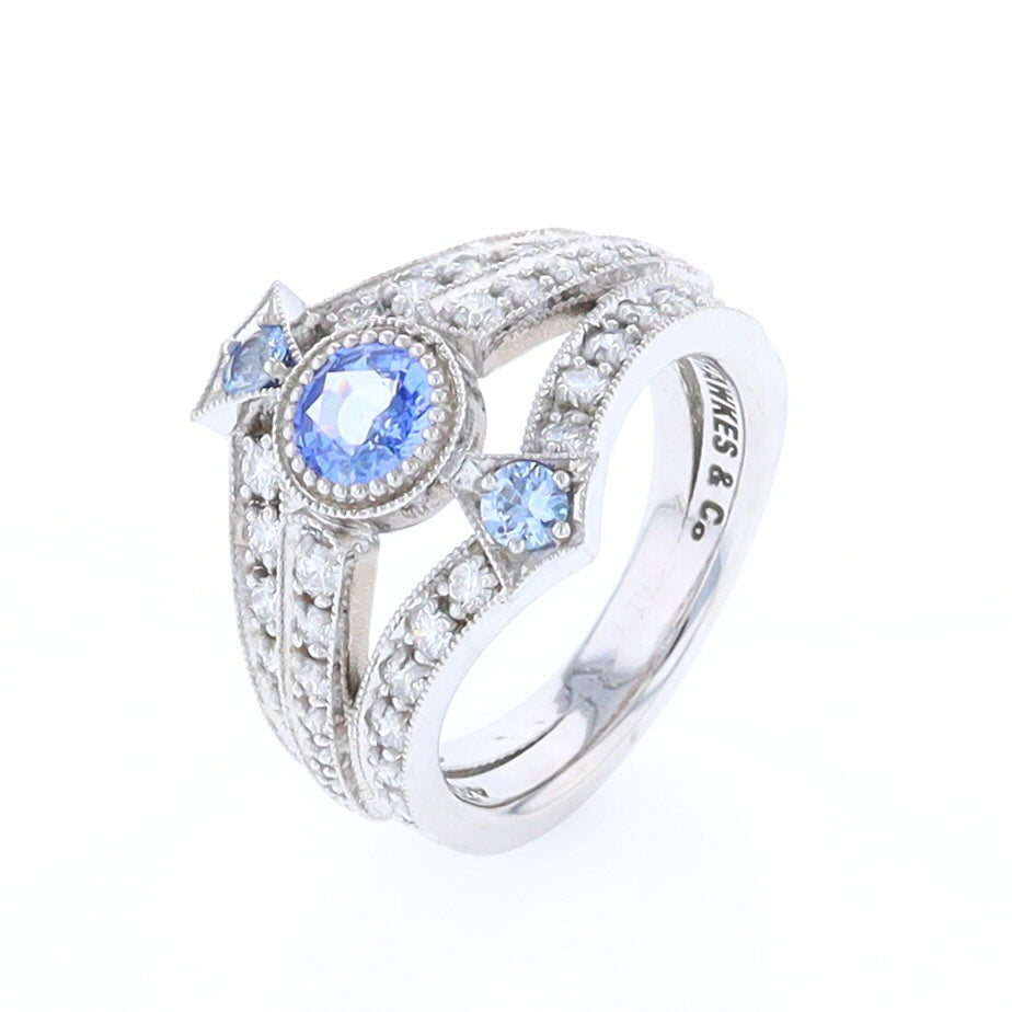 The Queen's Ring - Ceylon Sapphire