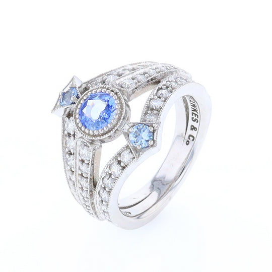 The Queen's Ring - Ceylon Sapphire