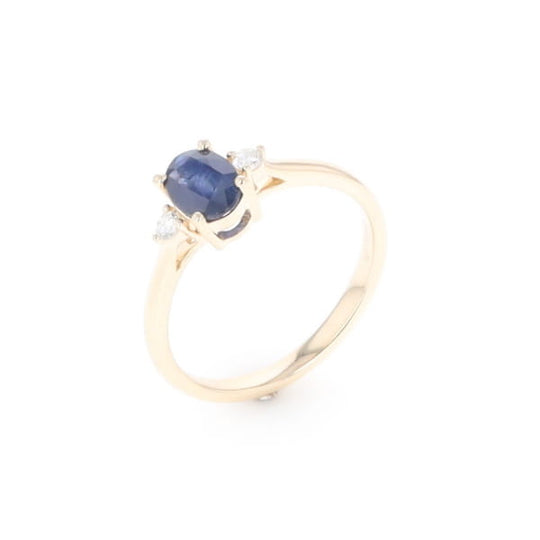 Oval Sapphire Ring With 2 Accent Diamonds