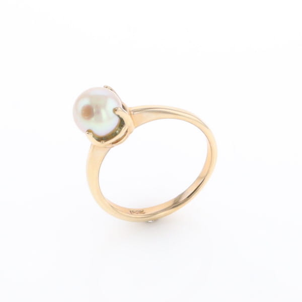 Solitaire Cultured Pearl Ring