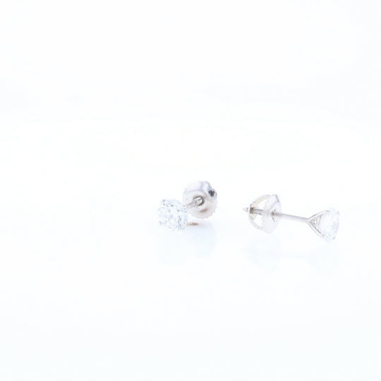 1.06ctw Diamond Stud Earrings