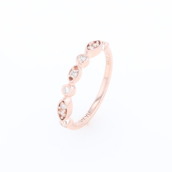 Simply Vintage Wedding Band