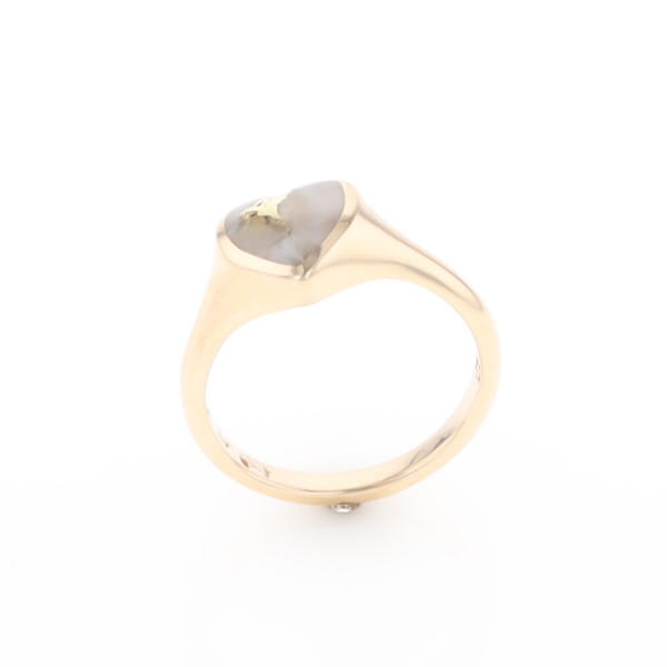 Gold Quartz Ring Heart Shape Inlaid Design