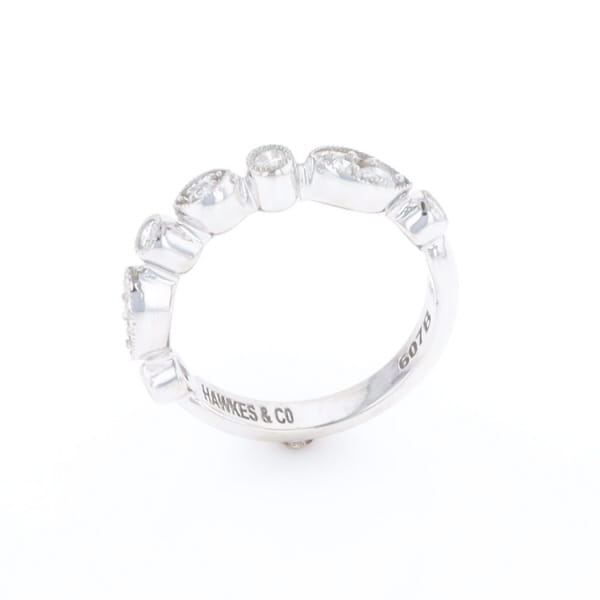 Simply Vintage Wedding Band (White Gold)