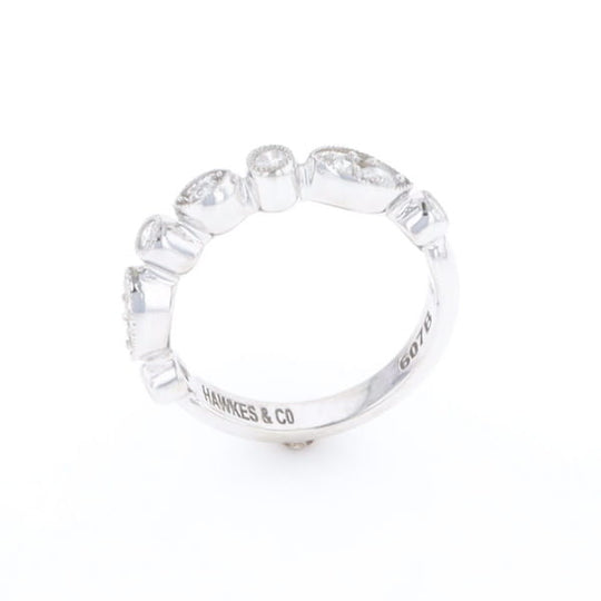 Simply Vintage Wedding Band (White Gold)