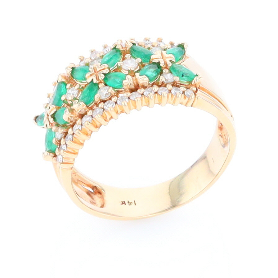14Kt Yellow Gold With Emerald & Diamond Clover Flower Design Ring