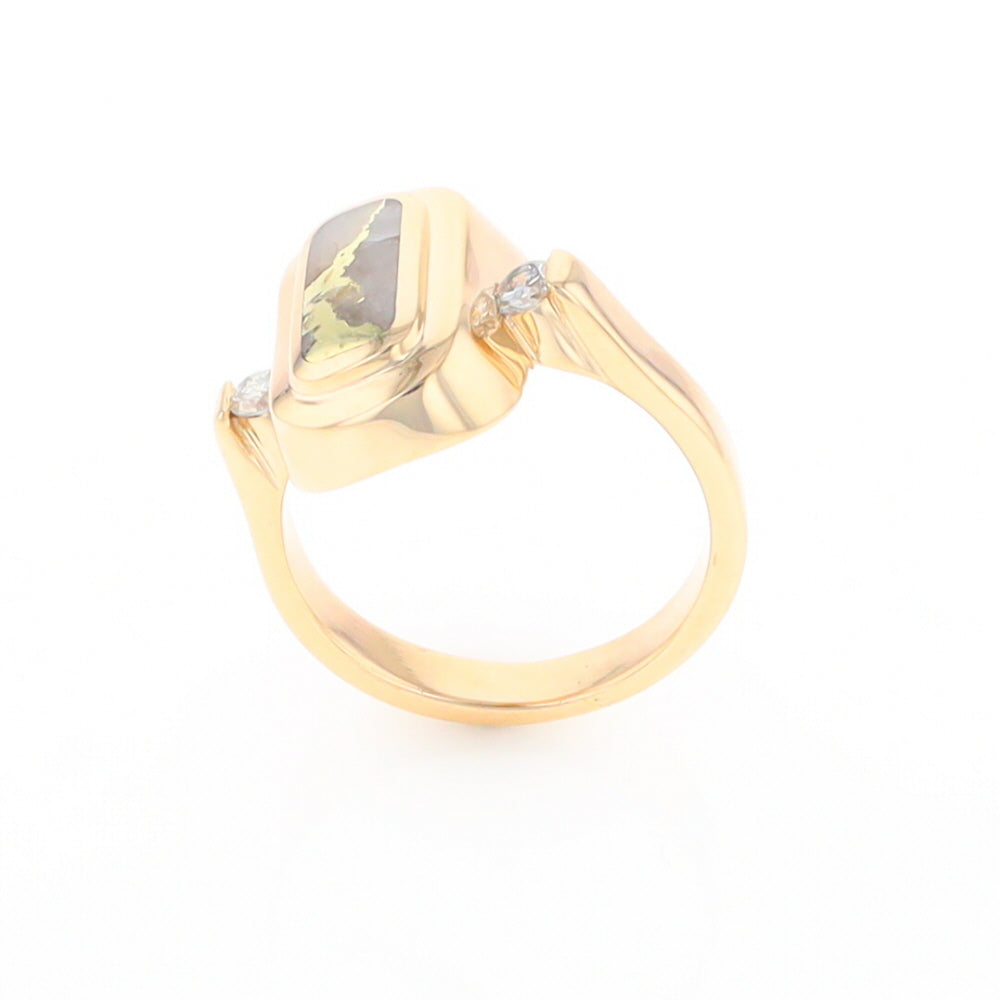 Gold Quartz Ring Oval Inlaid Design with .06ctw Round Diamonds