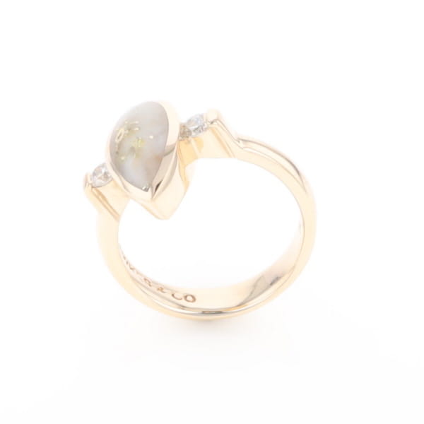 Gold Quartz Ring Pear Shape Inlaid with .18ctw Round Diamonds