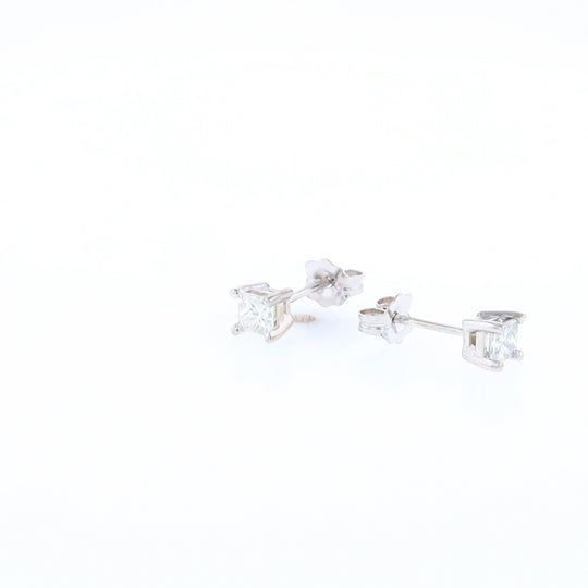 0.51ctw Diamond Stud Earrings