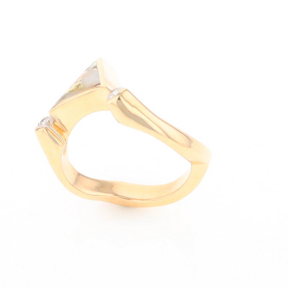 Gold Quartz Ring Triangle Inlaid Design With .14ctw Round Diamonds