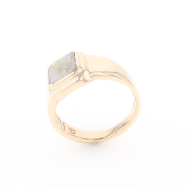 Gold Quartz Ring Square Inlaid Design