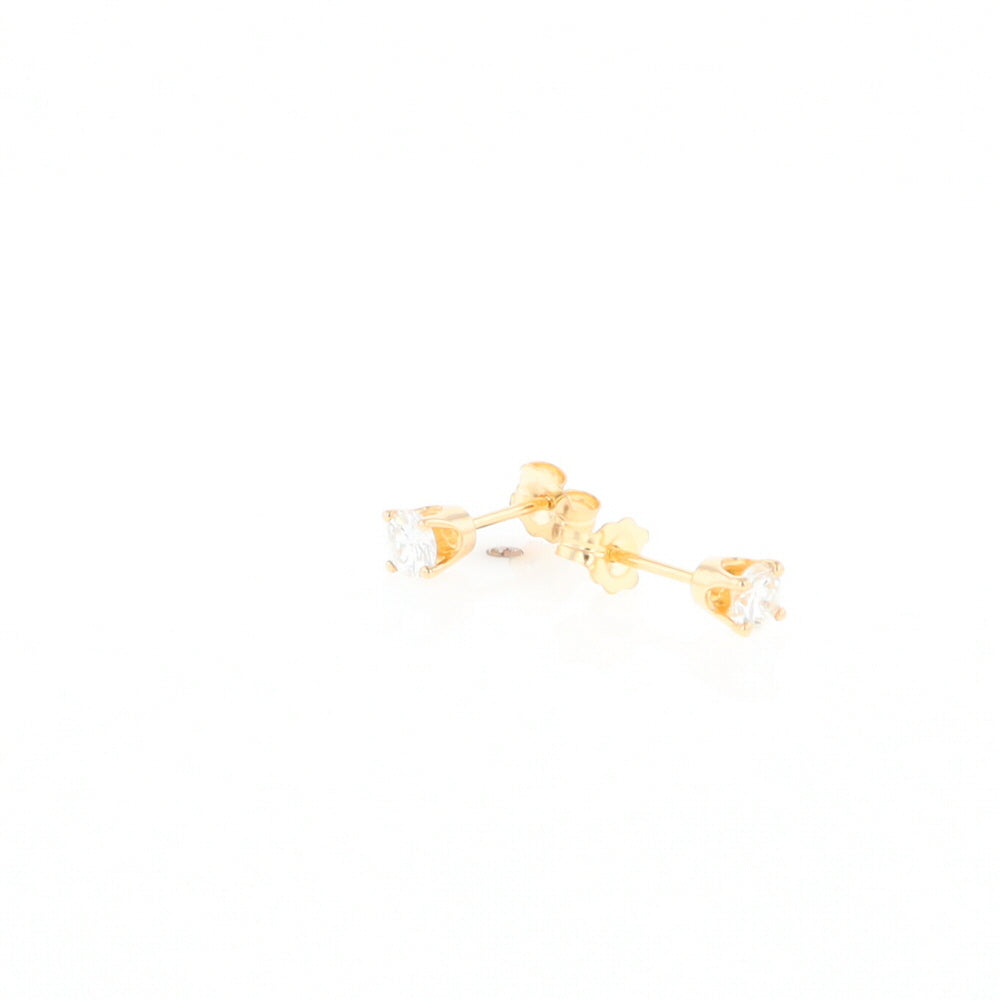 0.41ctw Diamond Stud Earrings