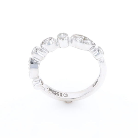 Simply Vintage Wedding Band (White Gold)
